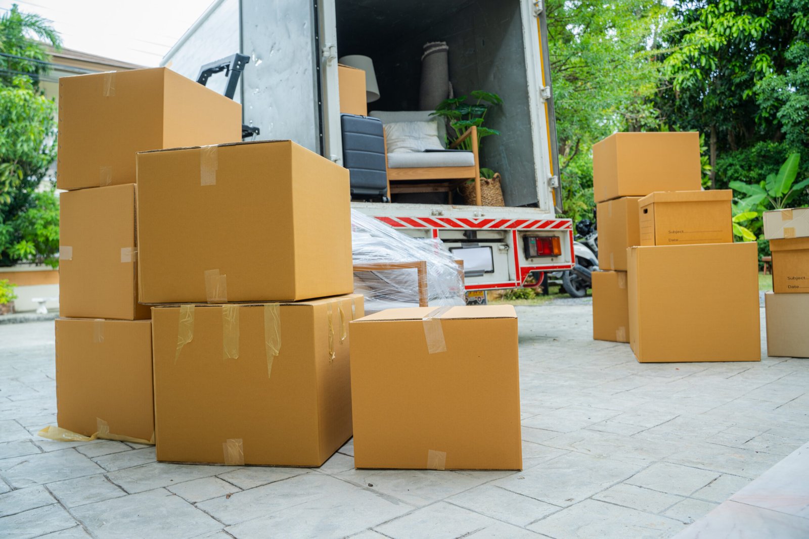 Moving Services in Riyadh